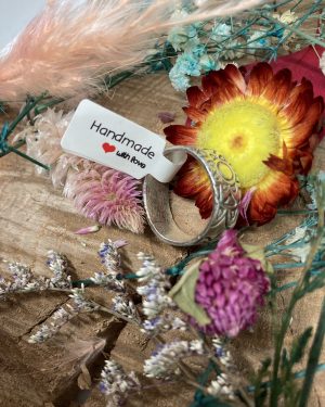 Anillo textura flores